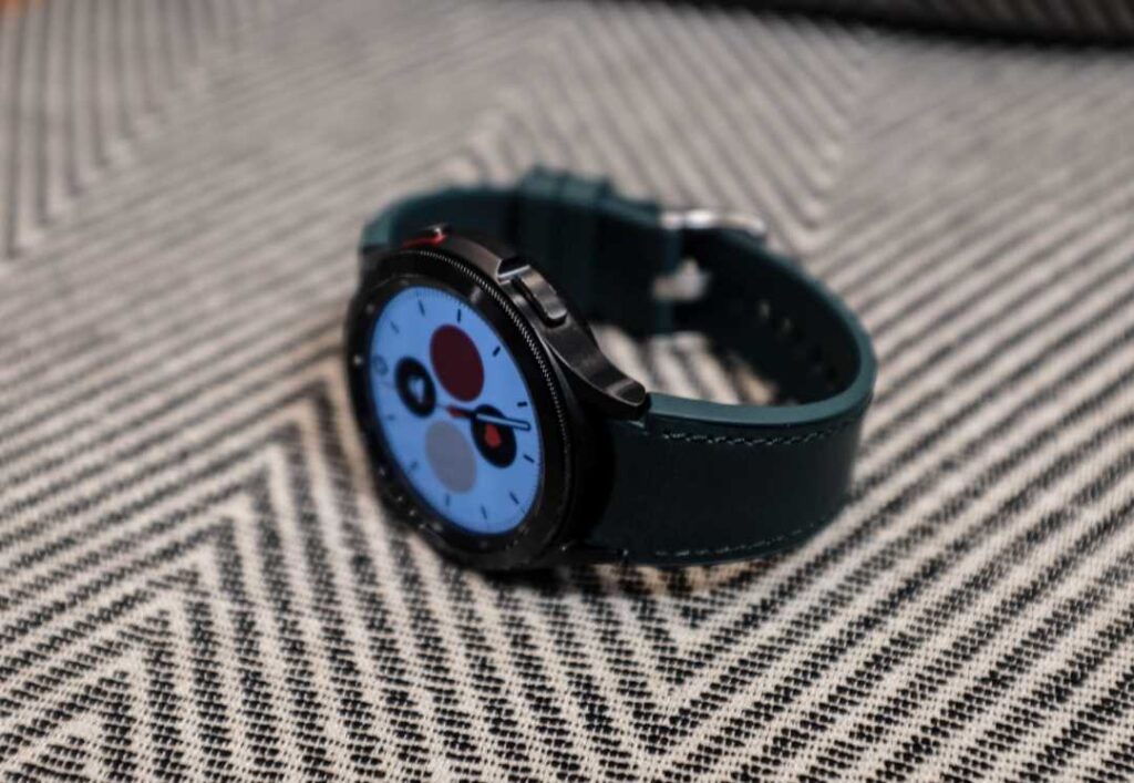 gSamsung Galaxy Watch 6